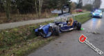 112-Sportowy-Bolid-o6-rano-konczy-wyscig-w-przydrożnym-rowie-we-wsi-Nadrybie